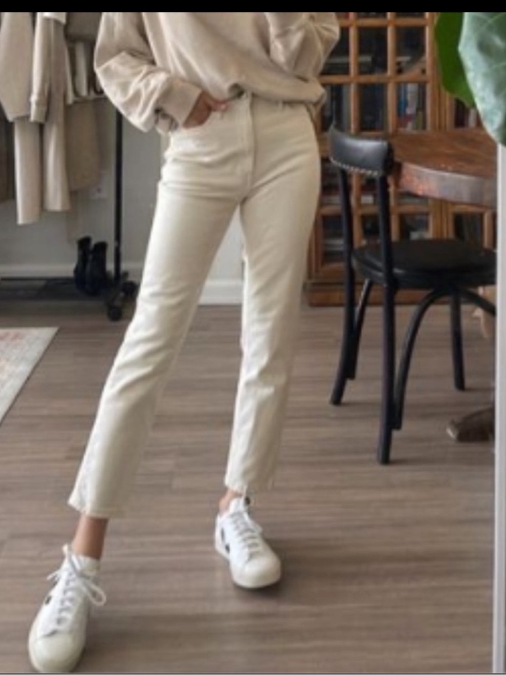 WE THE FREE Cream Boyfriend Jeans Button Fly Raw Hem Size 29 -- SUMMER STAPLE!!! - Picture 11 of 11